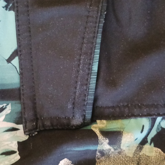 O'Neill Hyperfreak size 38 swim/board/surf shorts - Picture 7 of 8